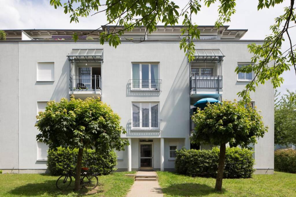 Exklusives Apartment Inklusive Netflix Und Parkplatz Карлсруэ Экстерьер фото
